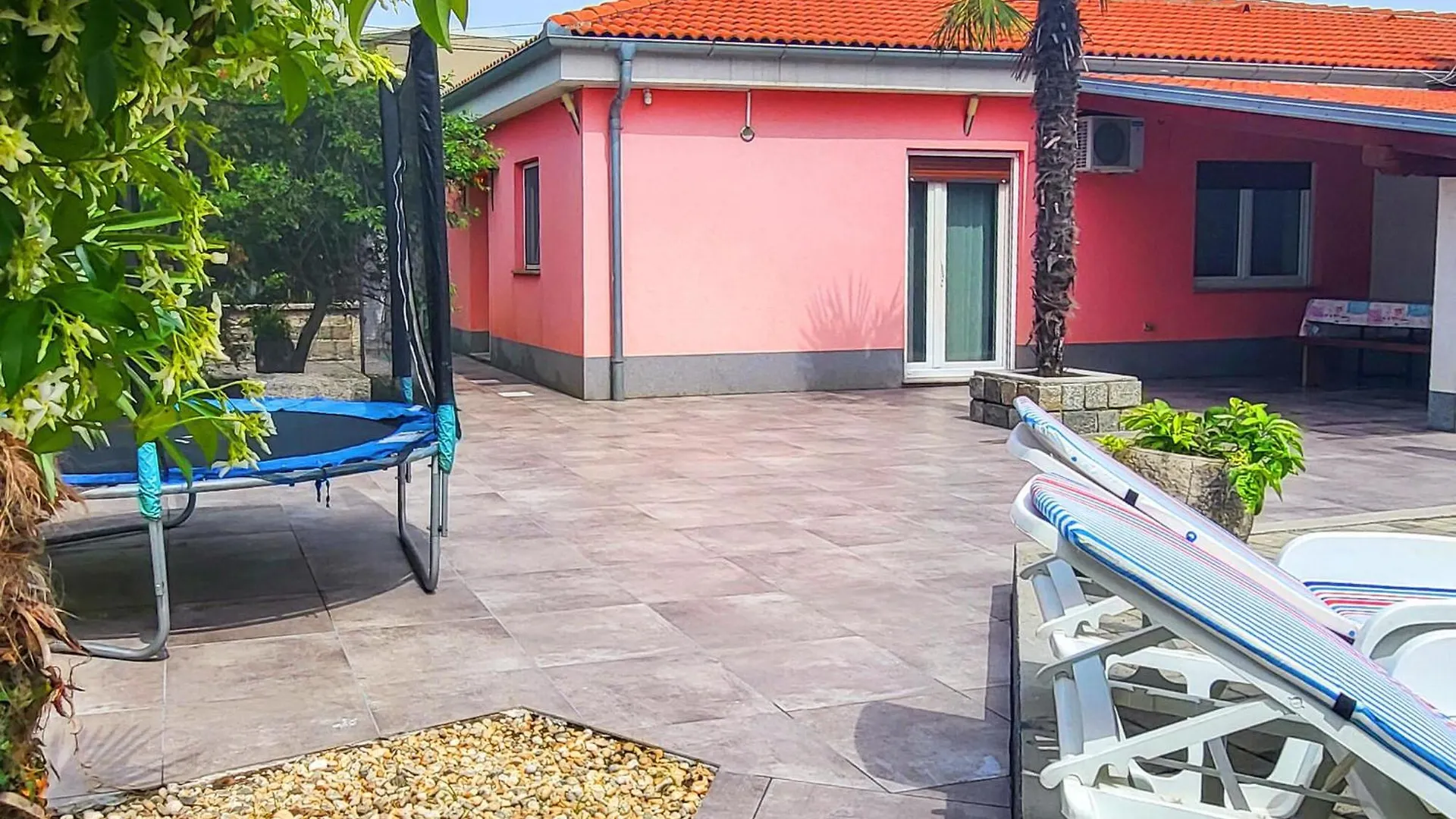 2 Bedroom Amazing Home In Rijeka Holiday home