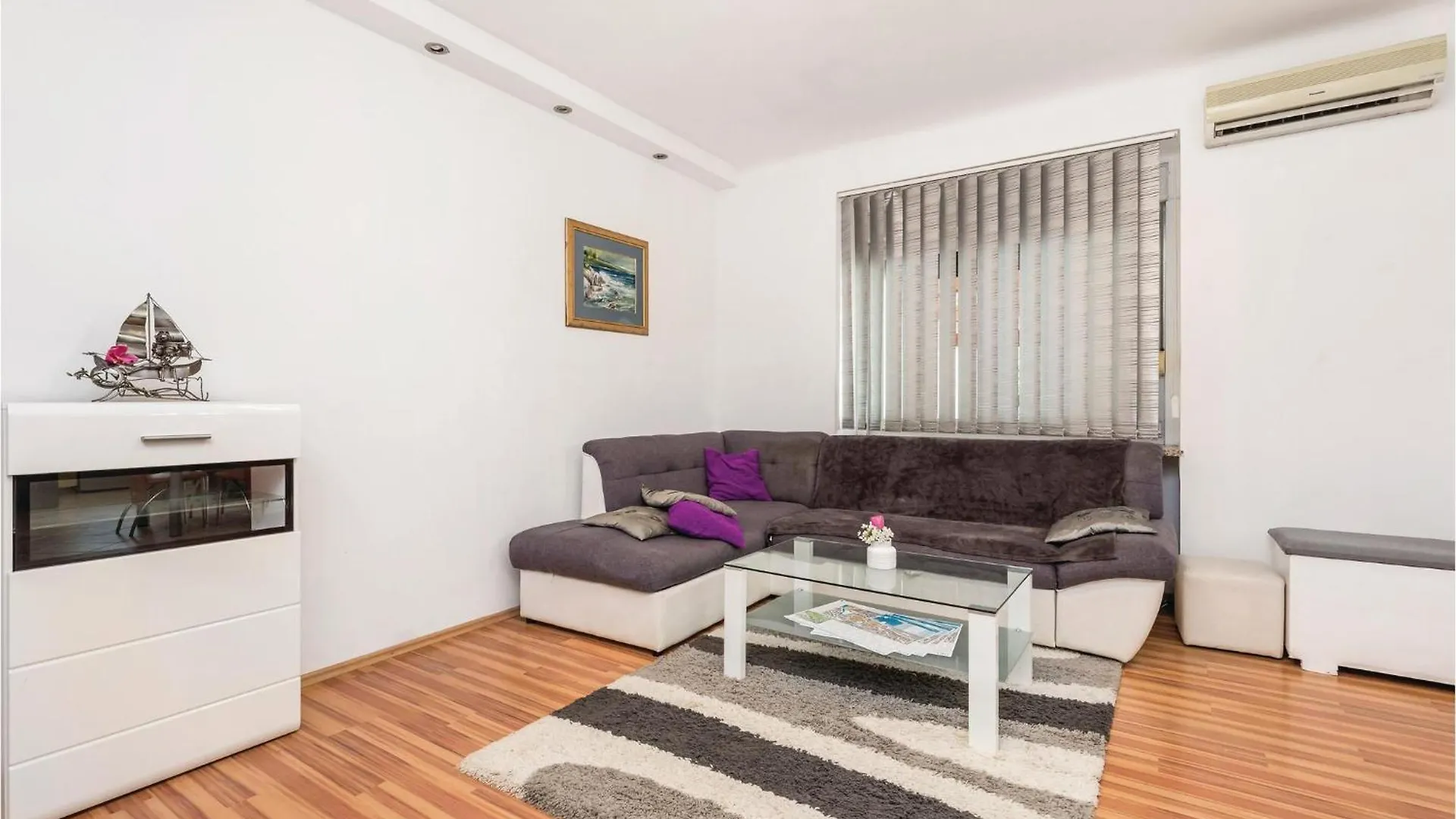 2 Bedroom Amazing Home In Rijeka 0*,